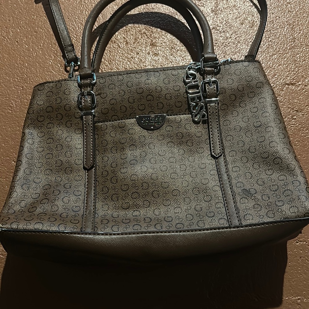 Guess purse